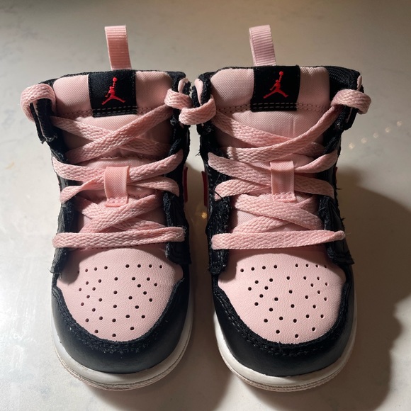 Air Jordan 1 size 6c - Picture 3 of 4